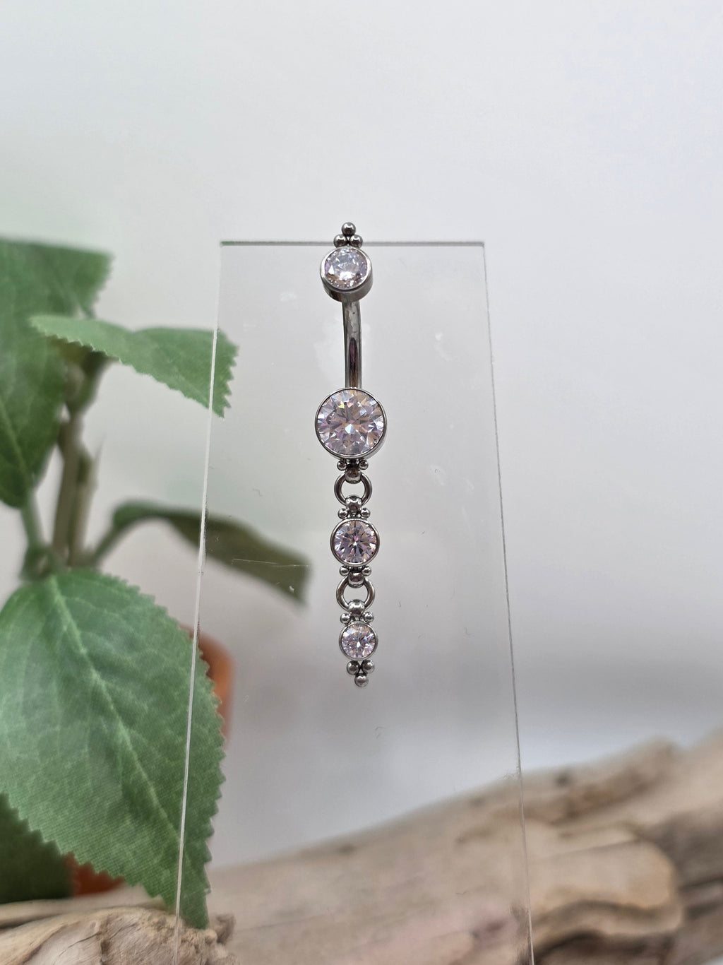 Titanium Linn Navel Curve