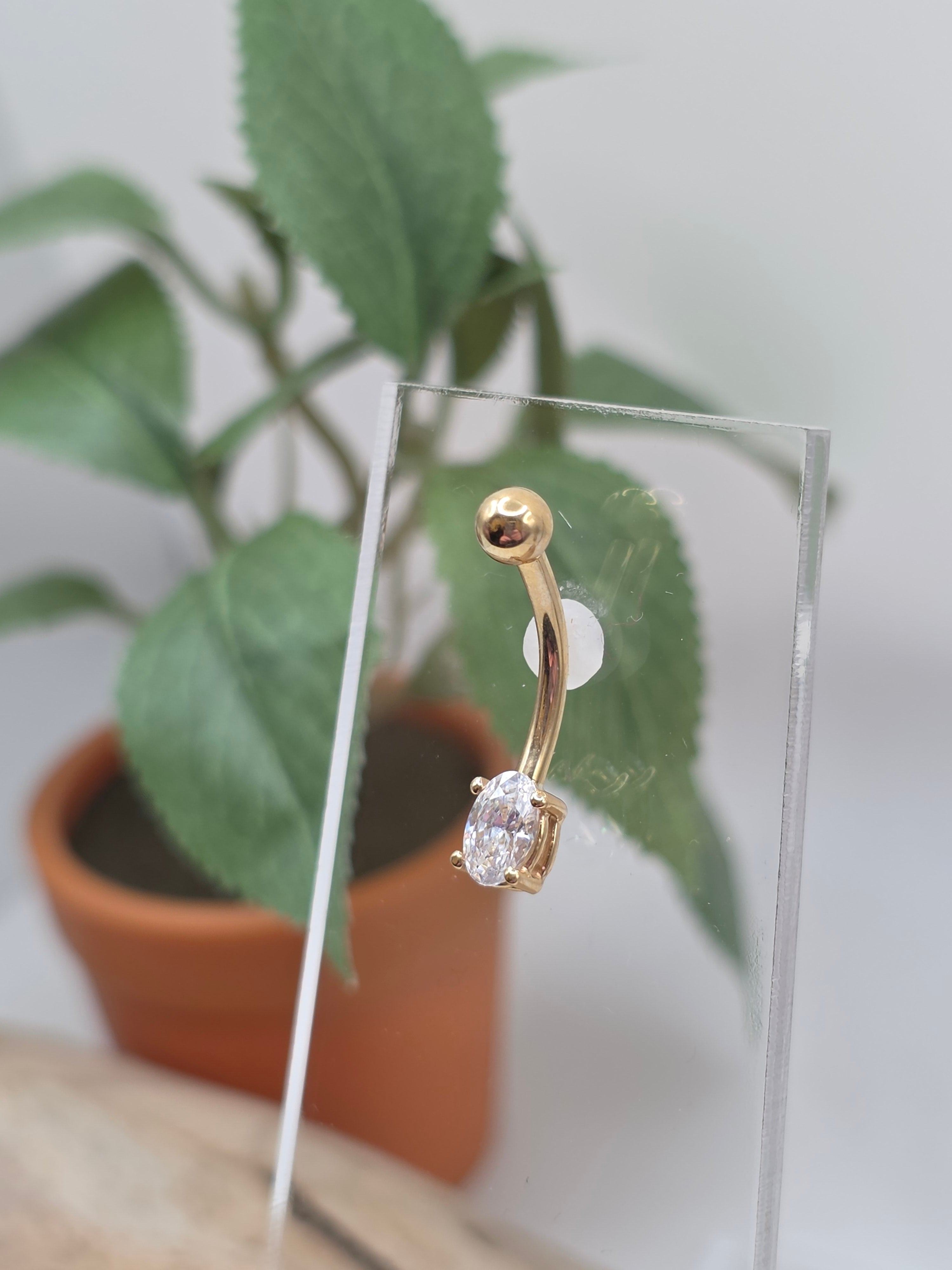 14k Gold Oval Prong Navel Curve