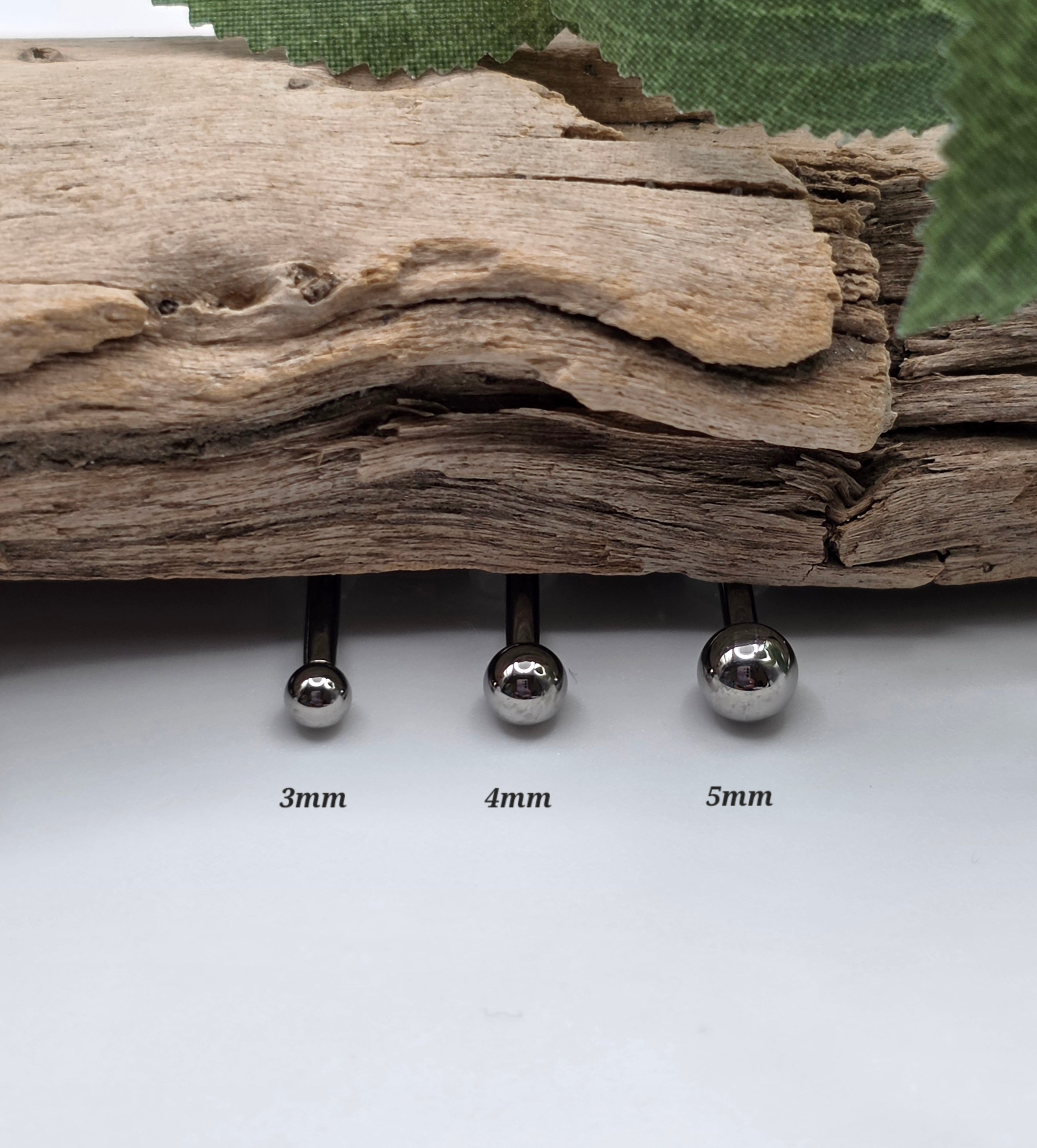 14g Titanium Threaded Curved Barbell