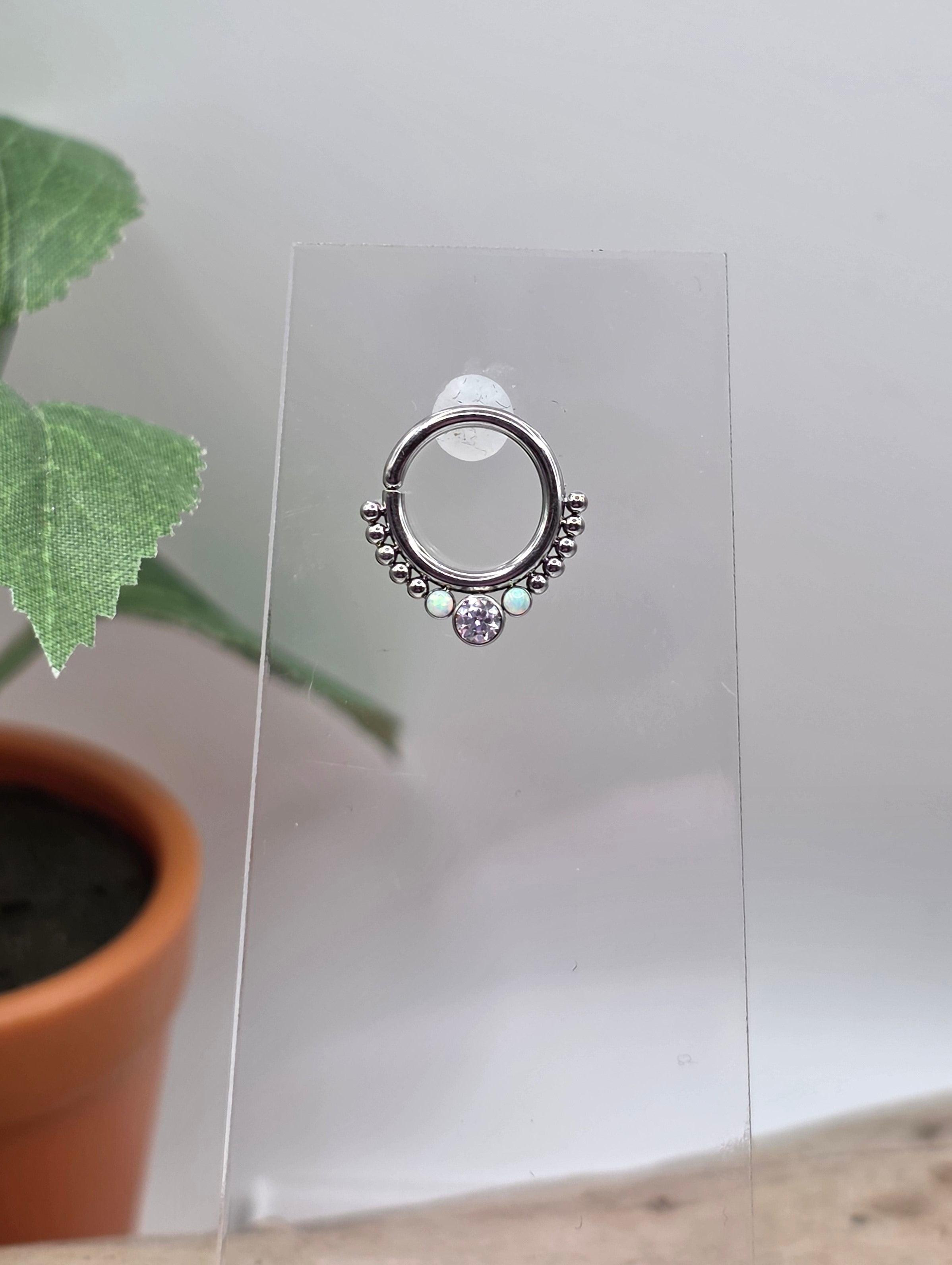 Niobium Tri Beaded Seam Ring