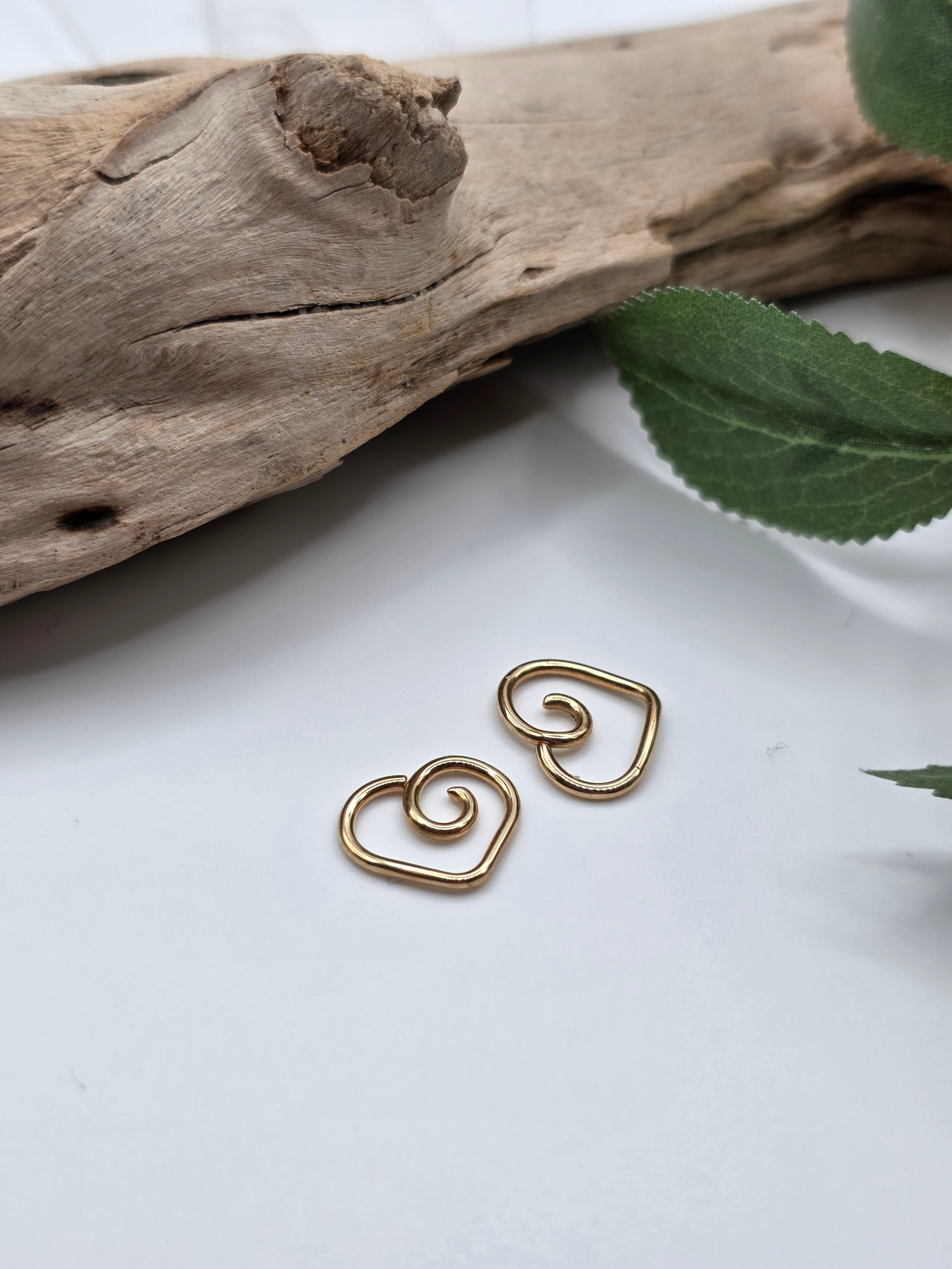 14k Yellow Gold Heart Seam Rings